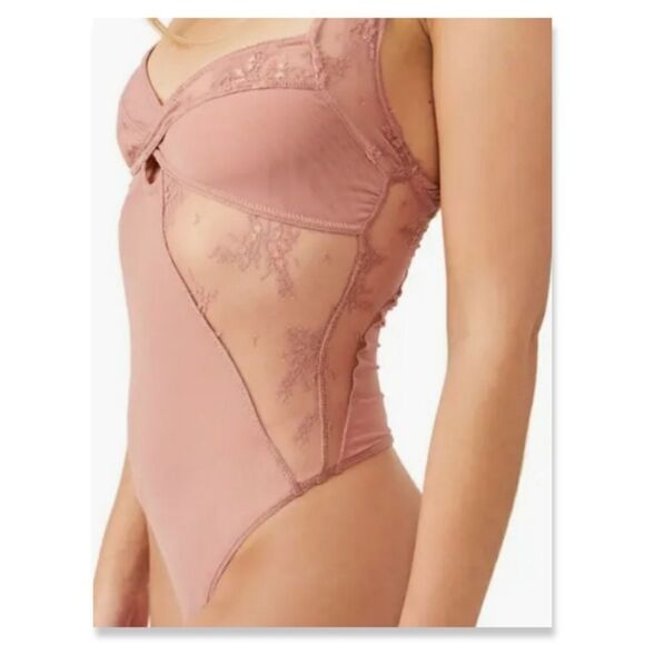 NWT/NWOT Free People Sheer Things Lace Trim Mesh Bodysuit - Picture 8 of 9